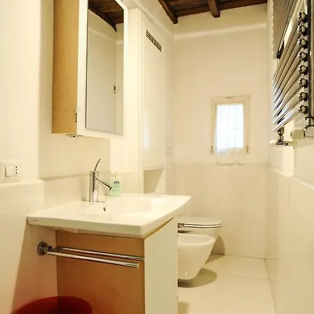 Daire Elite Lavatore House